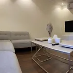 Luxurious 2-Bedroom Apartment In Batha Quraish
